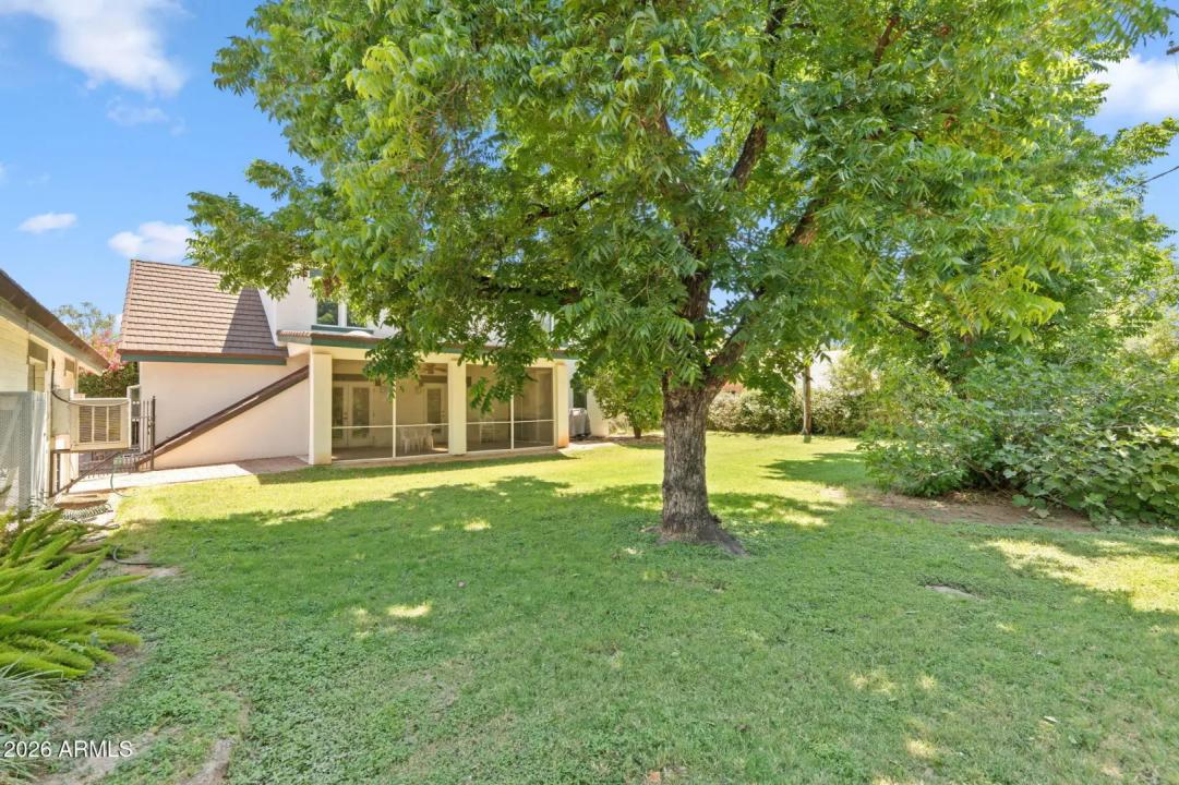 Real Estate Picture 45
