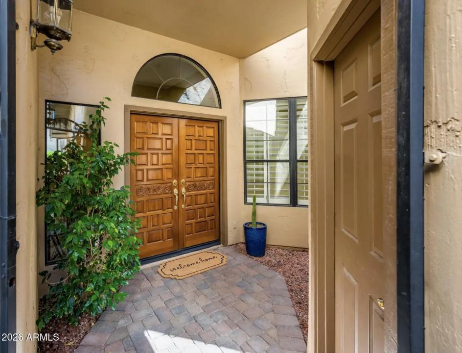 Real Estate Picture 1