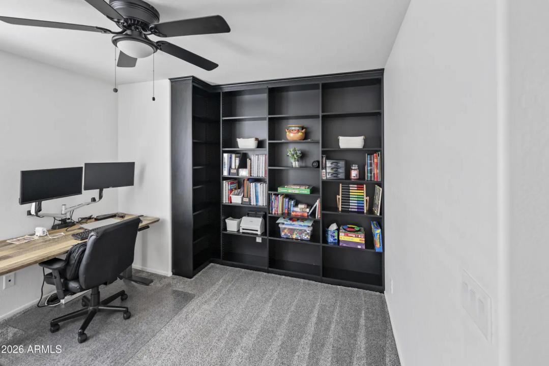 Real Estate Picture 18