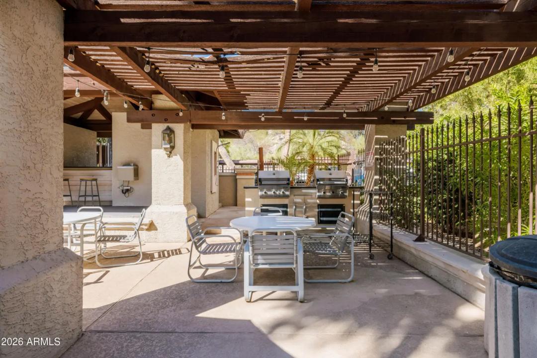 Real Estate Picture 29