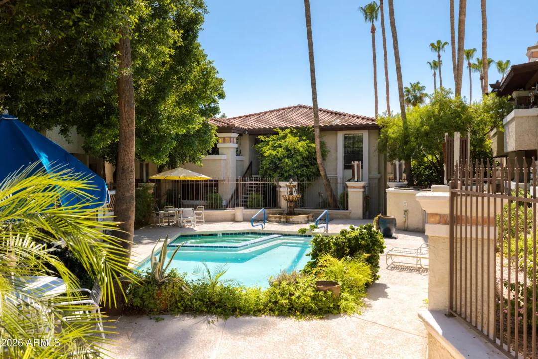 Real Estate Picture 27
