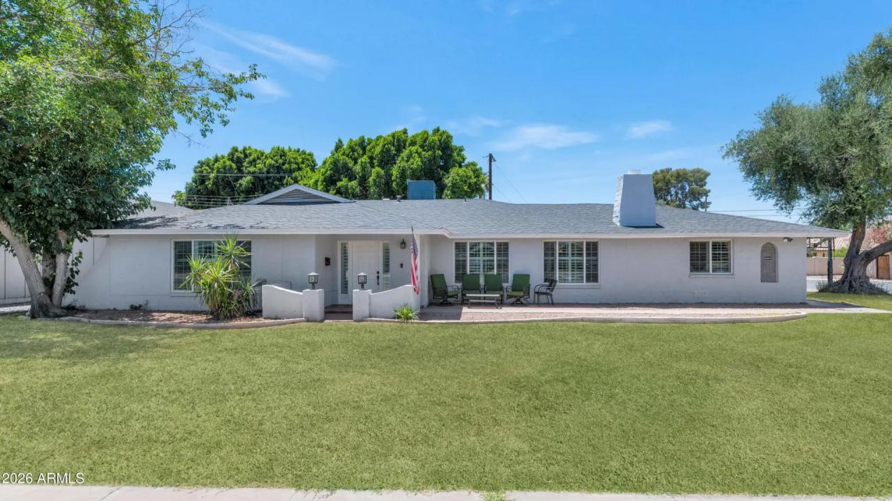 Real Estate Picture 1