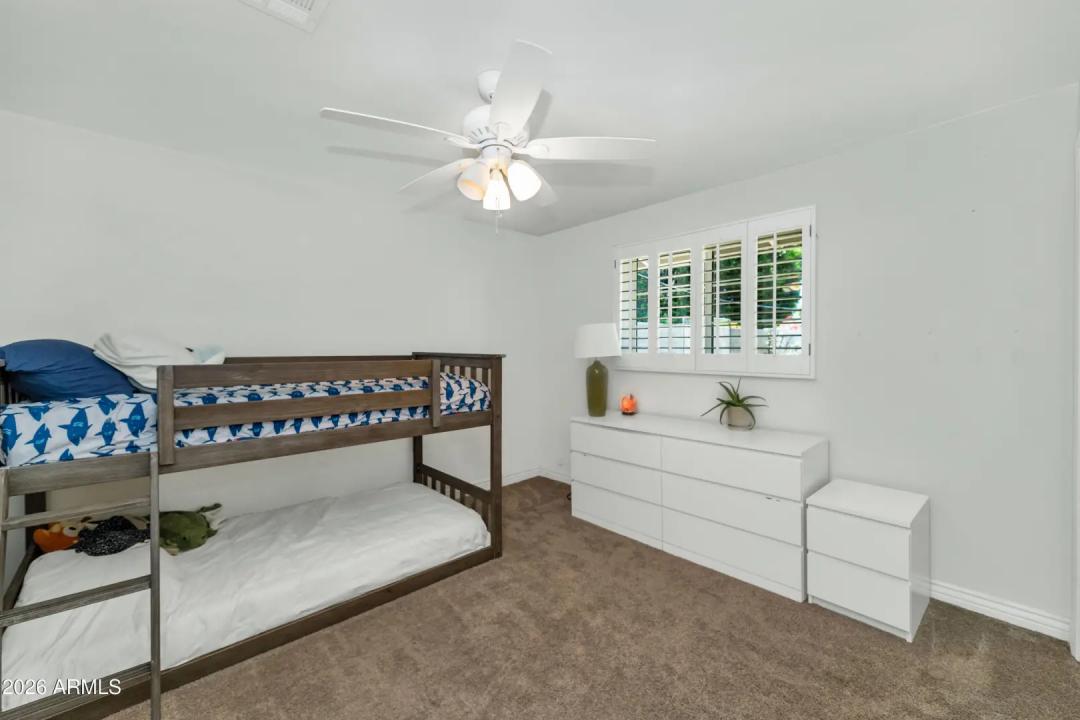 Real Estate Picture 21