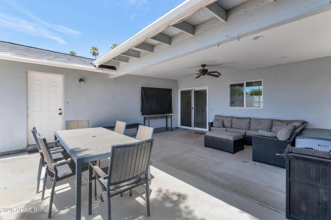 Real Estate Picture 30