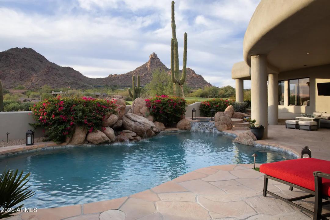 Real Estate Picture 2
