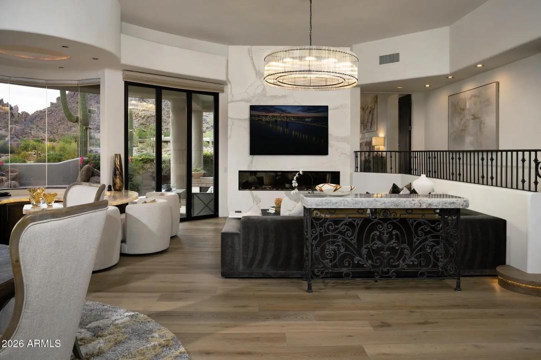 Real Estate Picture 17