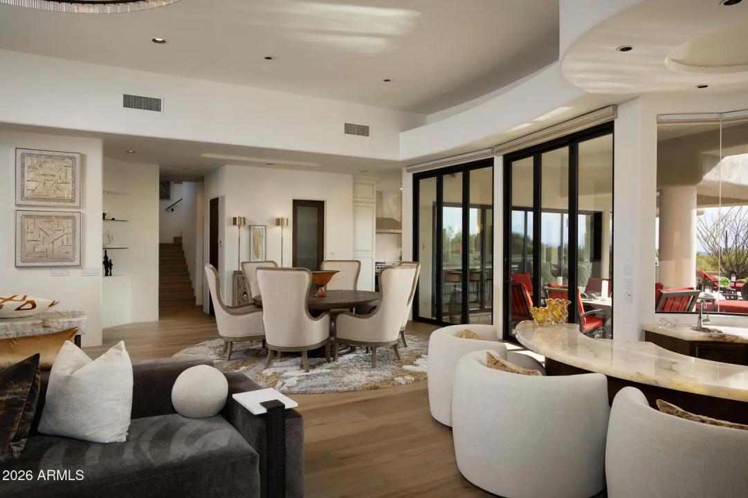 Real Estate Picture 20