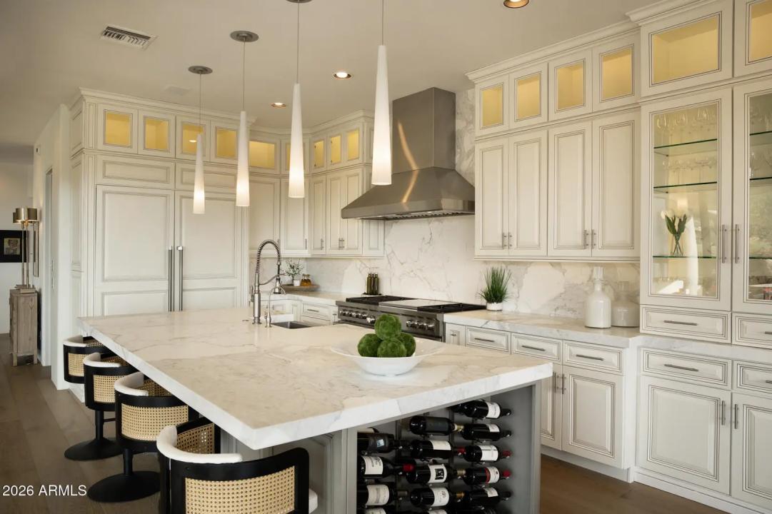 Real Estate Picture 25