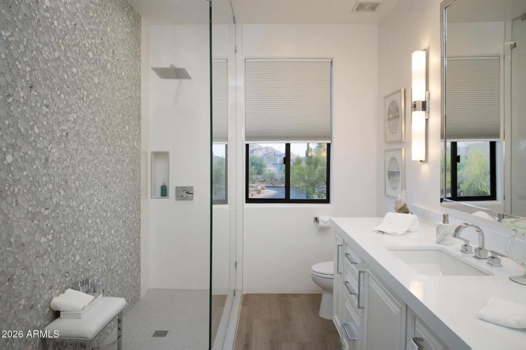 Real Estate Picture 36