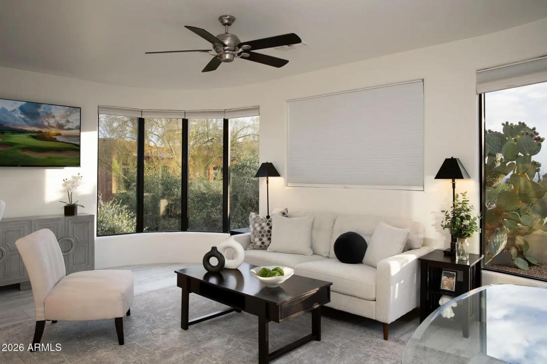 Real Estate Picture 43