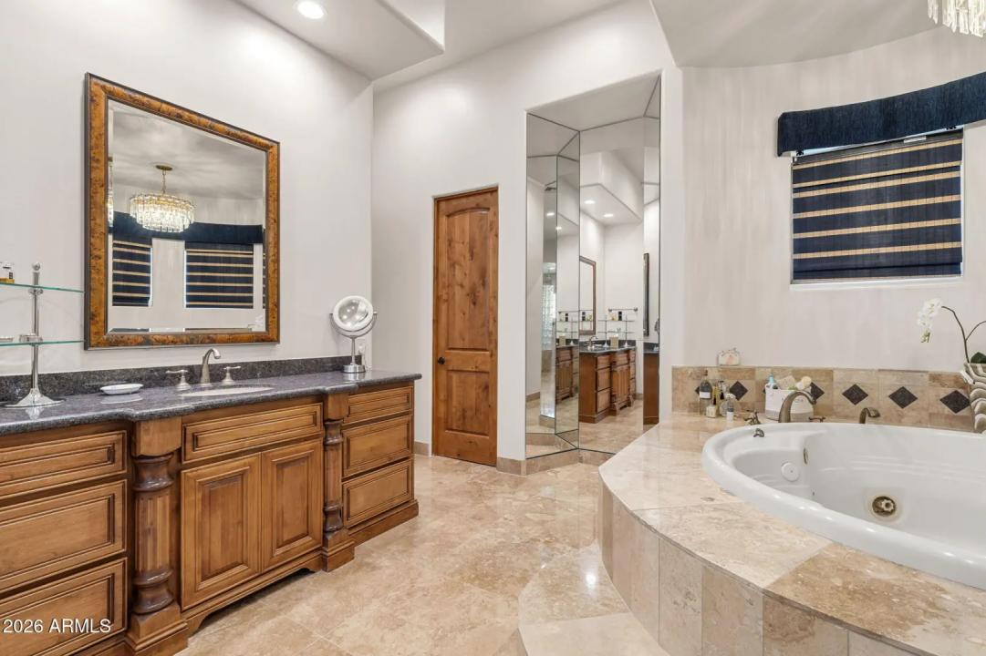 Real Estate Picture 38