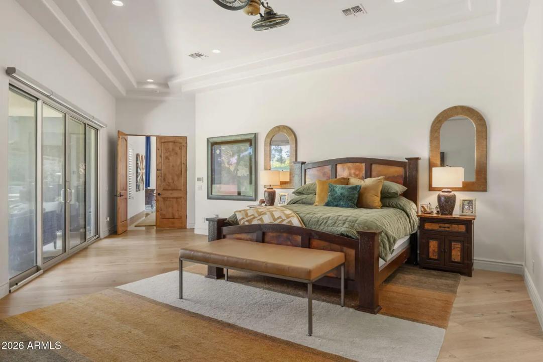 Real Estate Picture 34