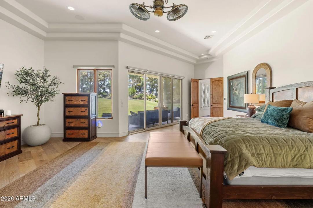 Real Estate Picture 35