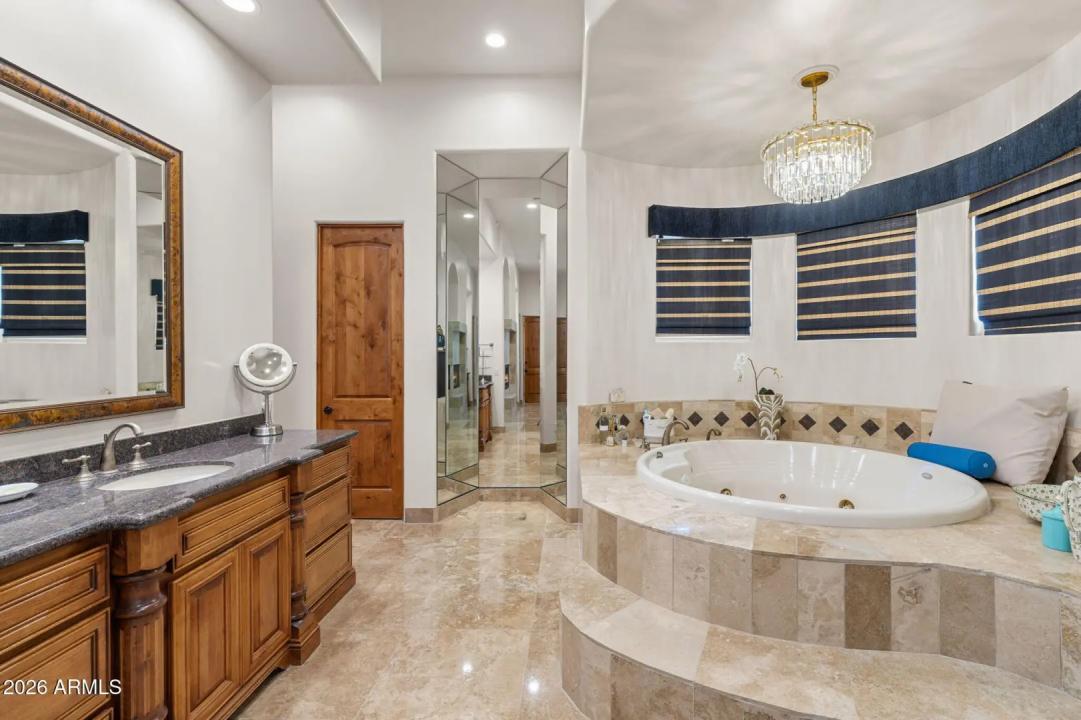 Real Estate Picture 39