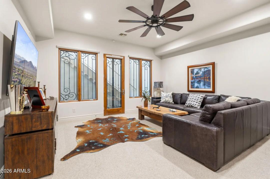 Real Estate Picture 53