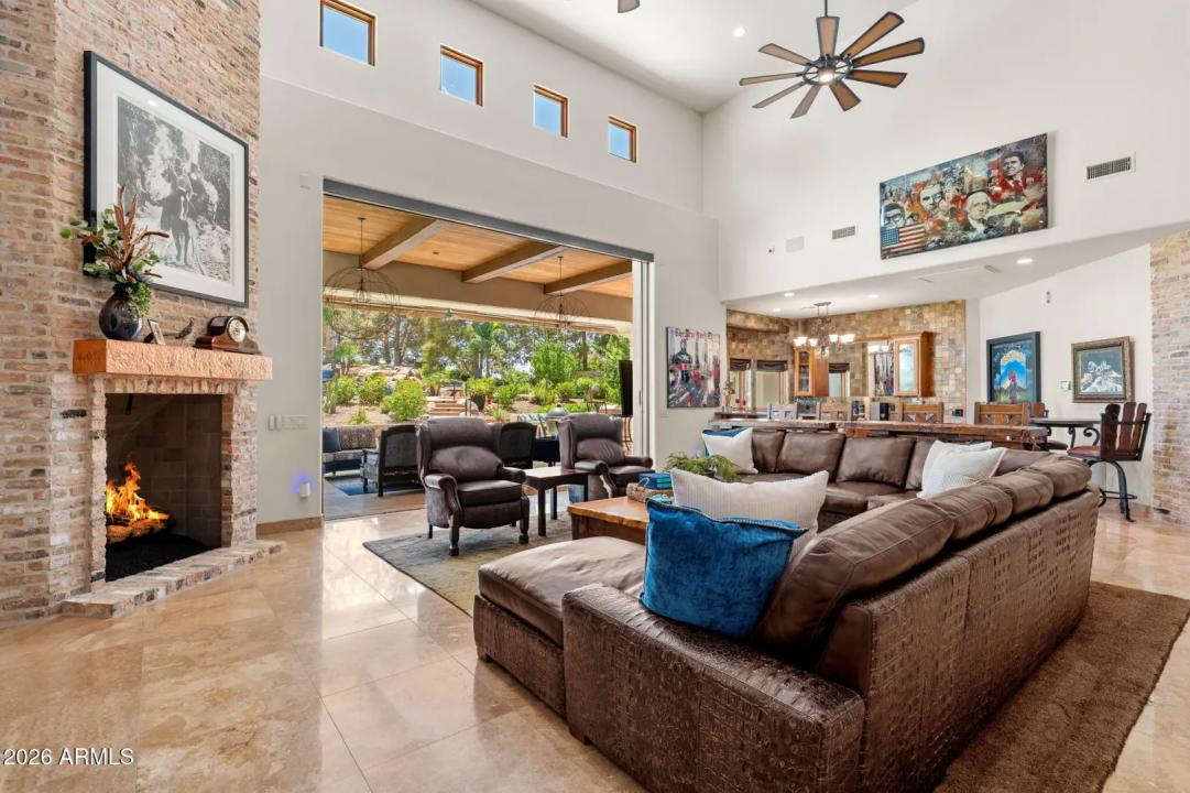 Real Estate Picture 20