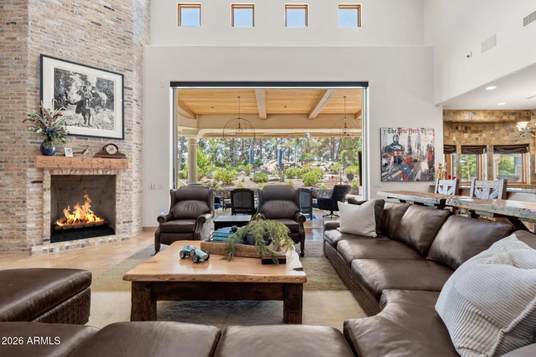 Real Estate Picture 21