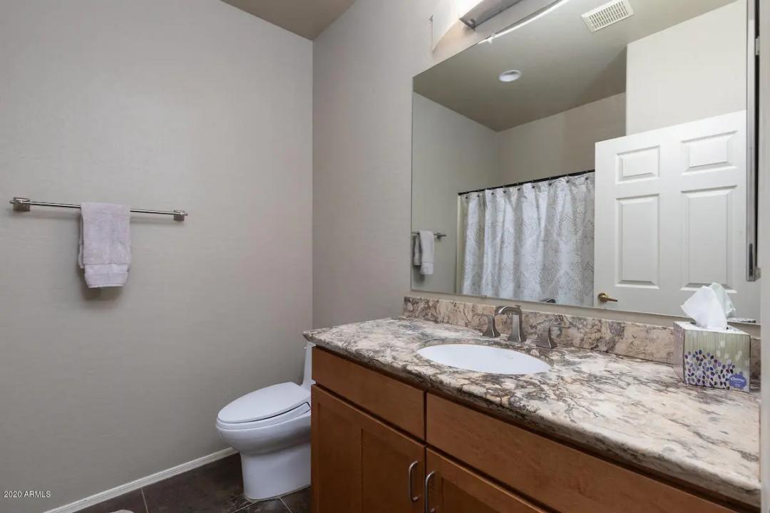 Real Estate Picture 17