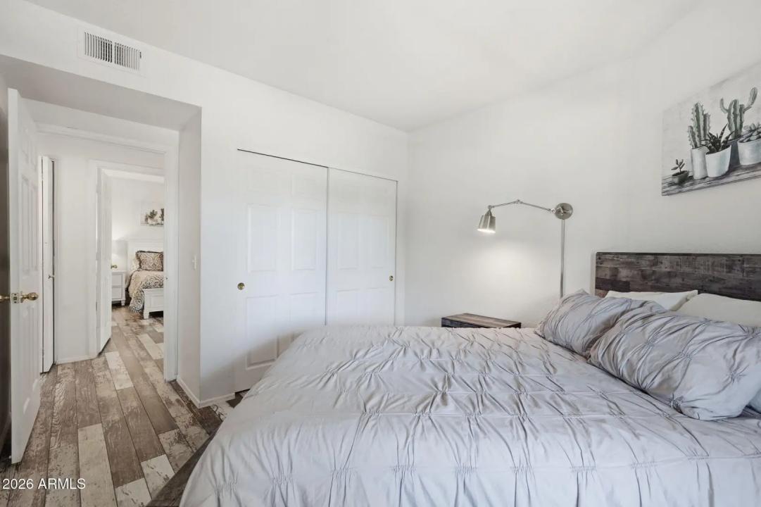 Real Estate Picture 19