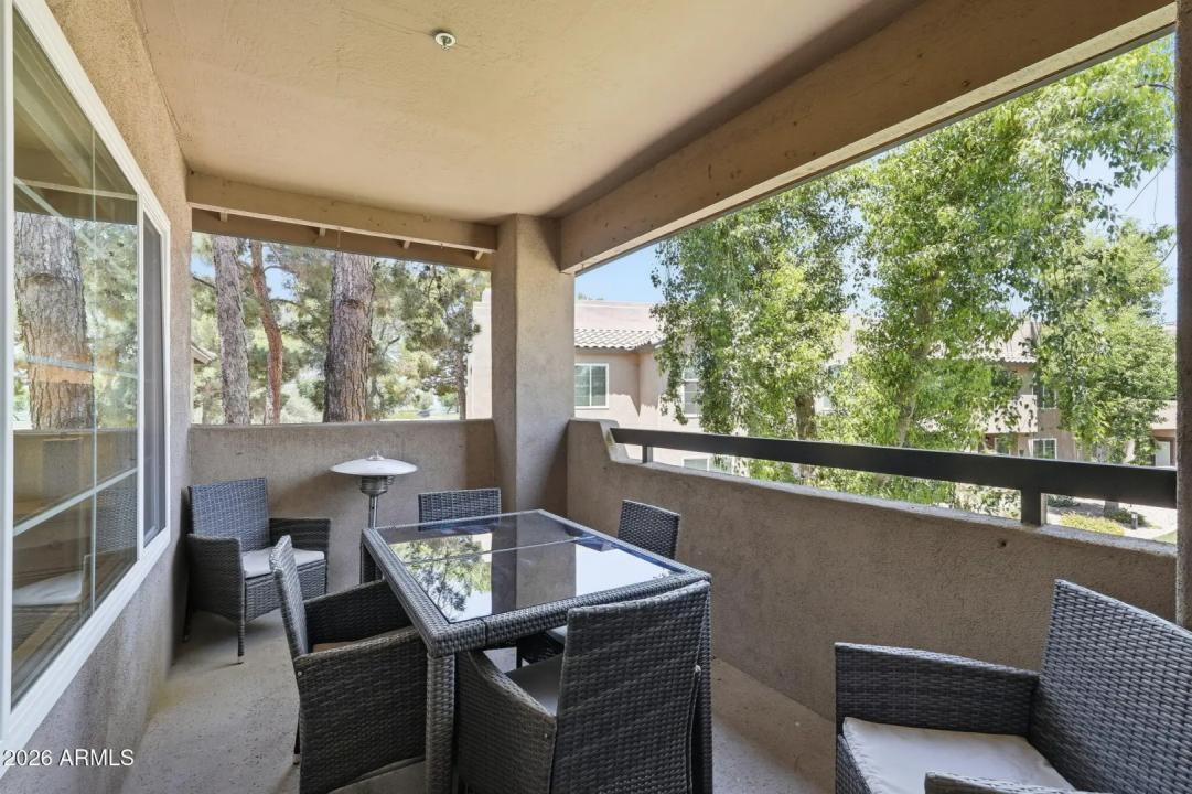Real Estate Picture 23