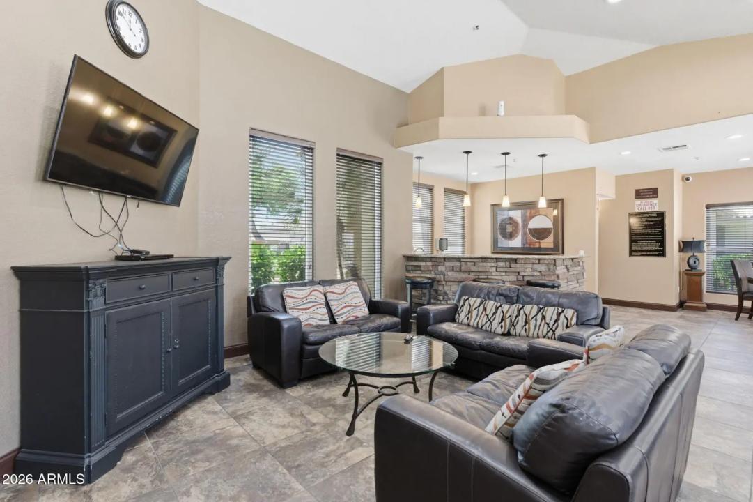 Real Estate Picture 35