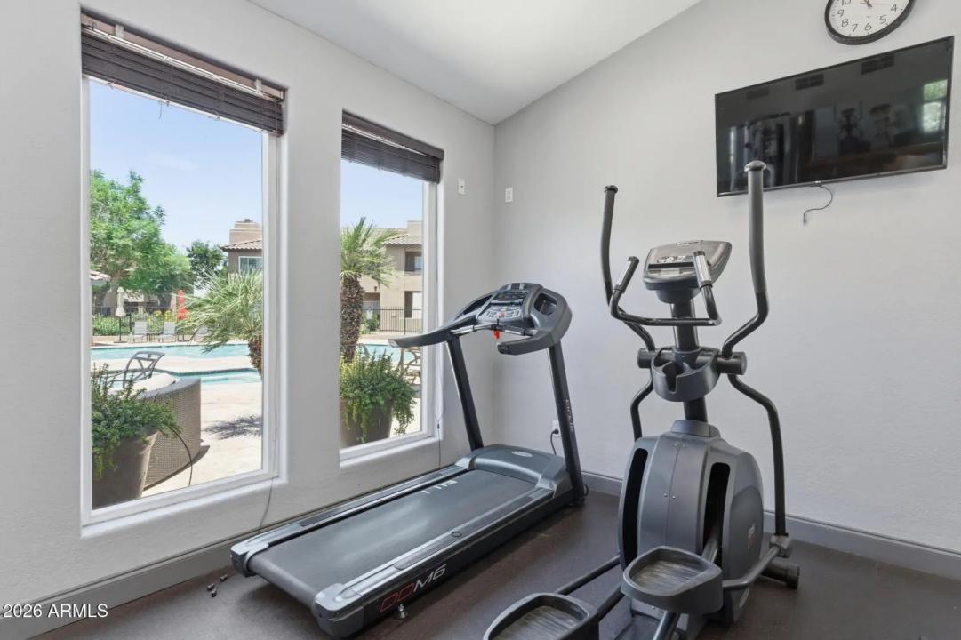 Real Estate Picture 43