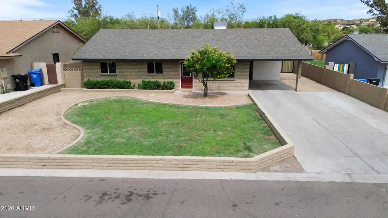 Real Estate Picture 9
