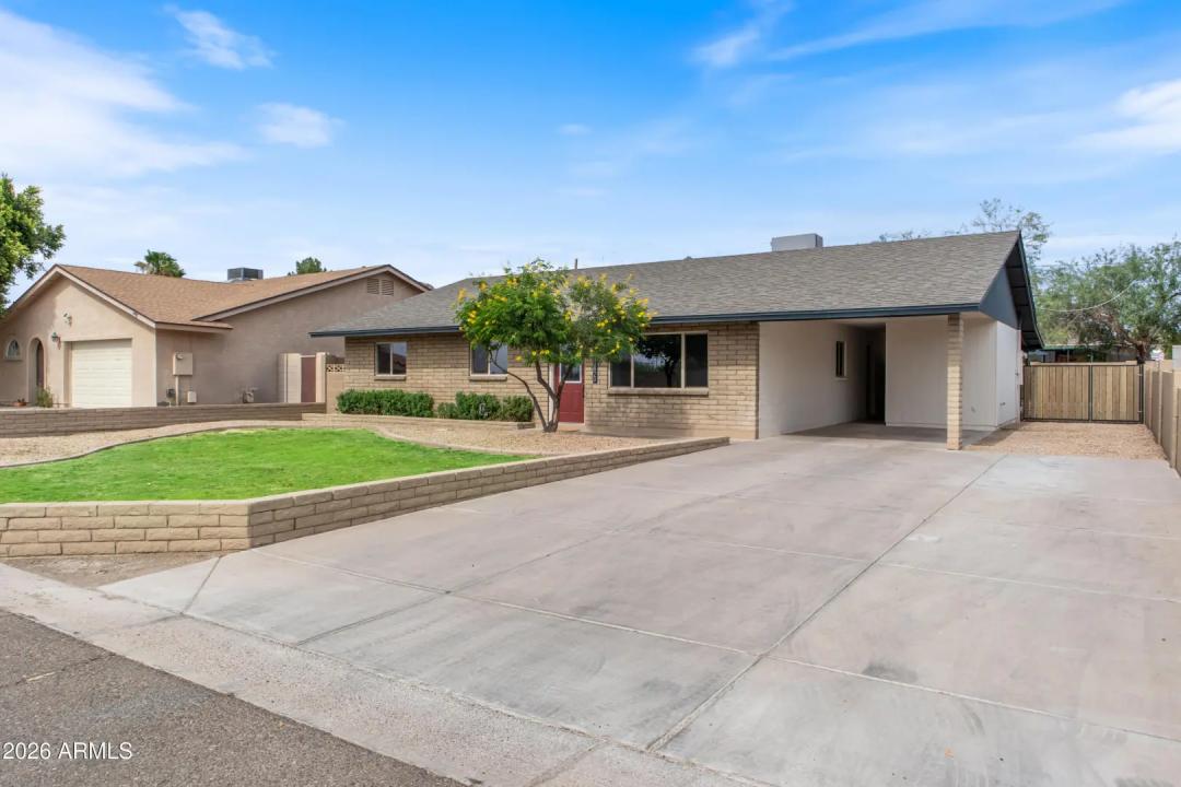 Real Estate Picture 10