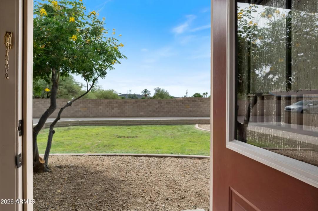 Real Estate Picture 12