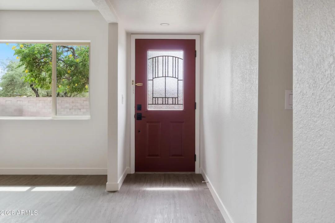 Real Estate Picture 13