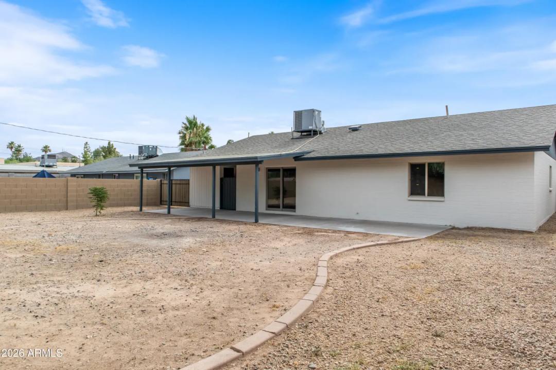 Real Estate Picture 33