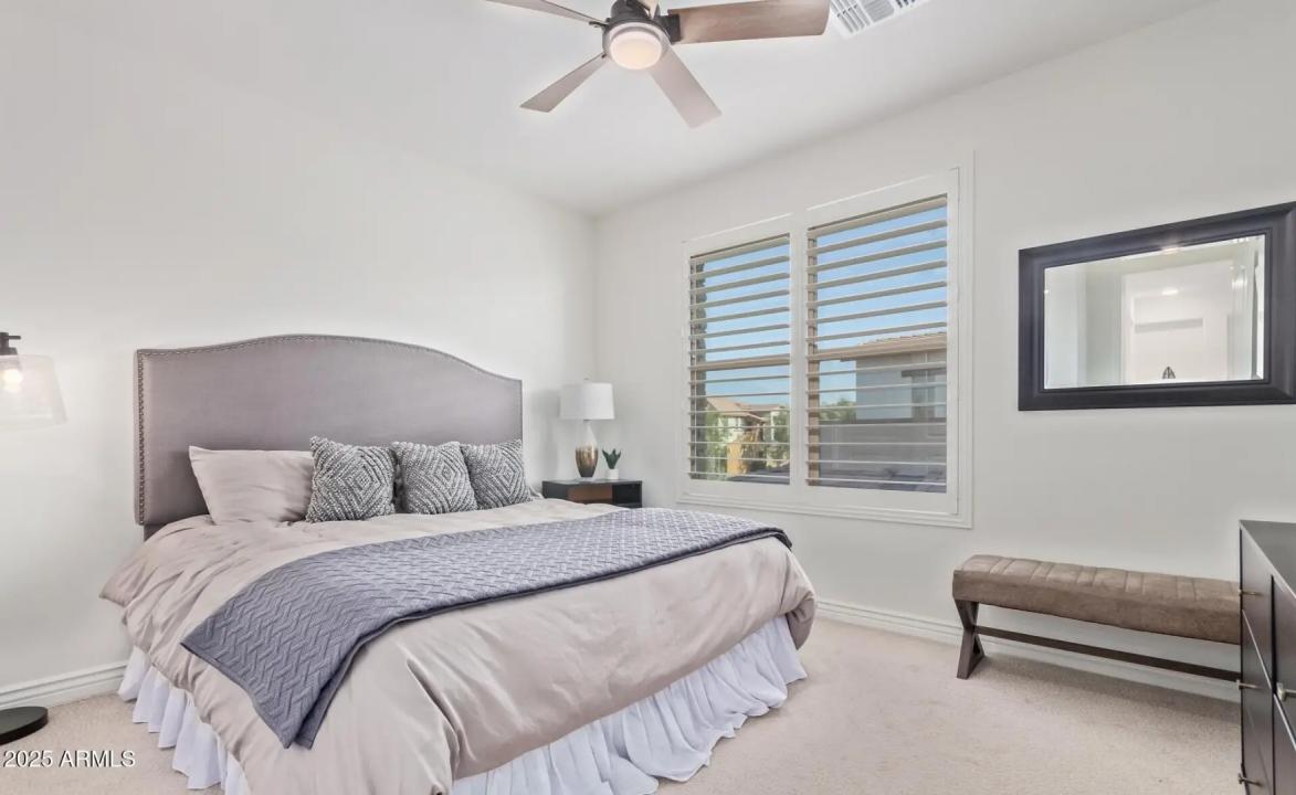 Real Estate Picture 21