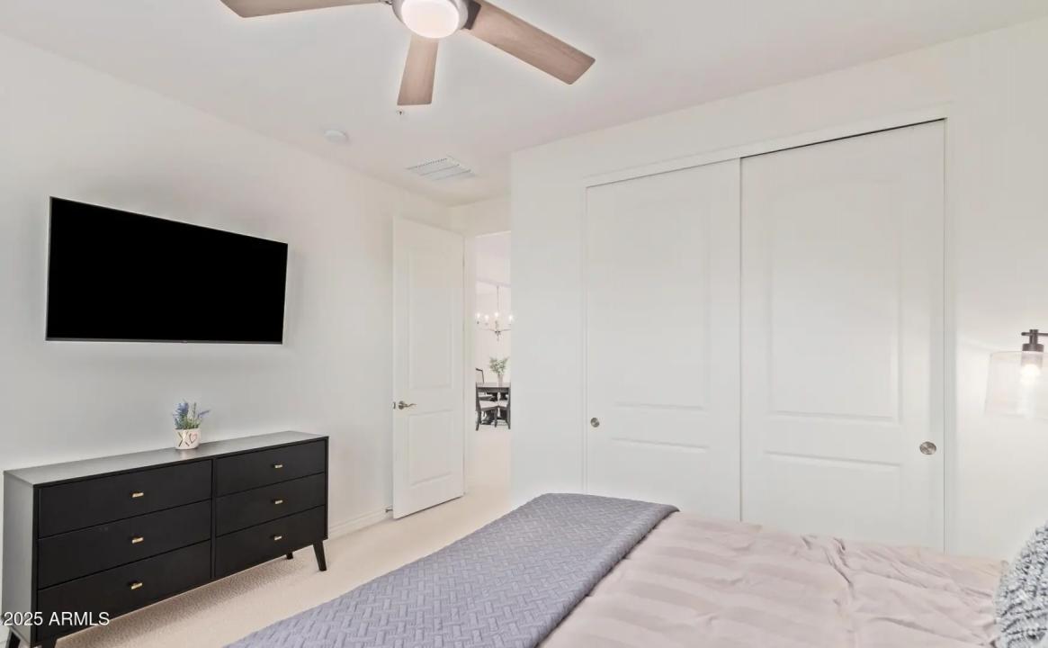 Real Estate Picture 22
