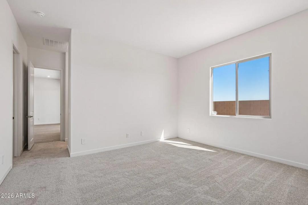 Real Estate Picture 29