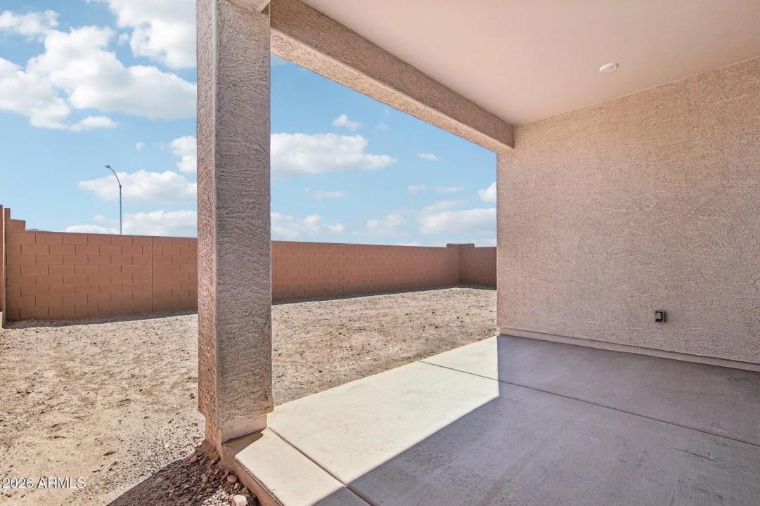 Real Estate Picture 33