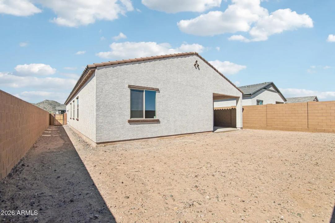 Real Estate Picture 36