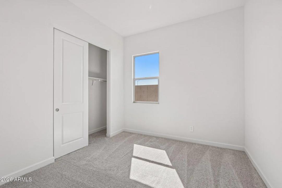 Real Estate Picture 23