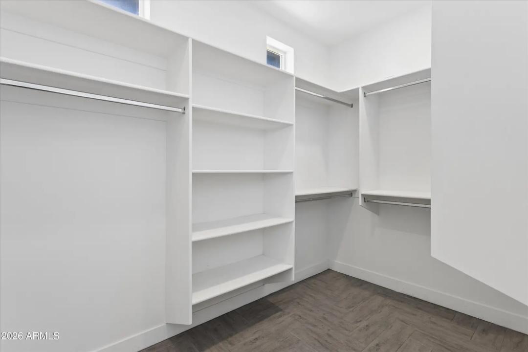 Real Estate Picture 19