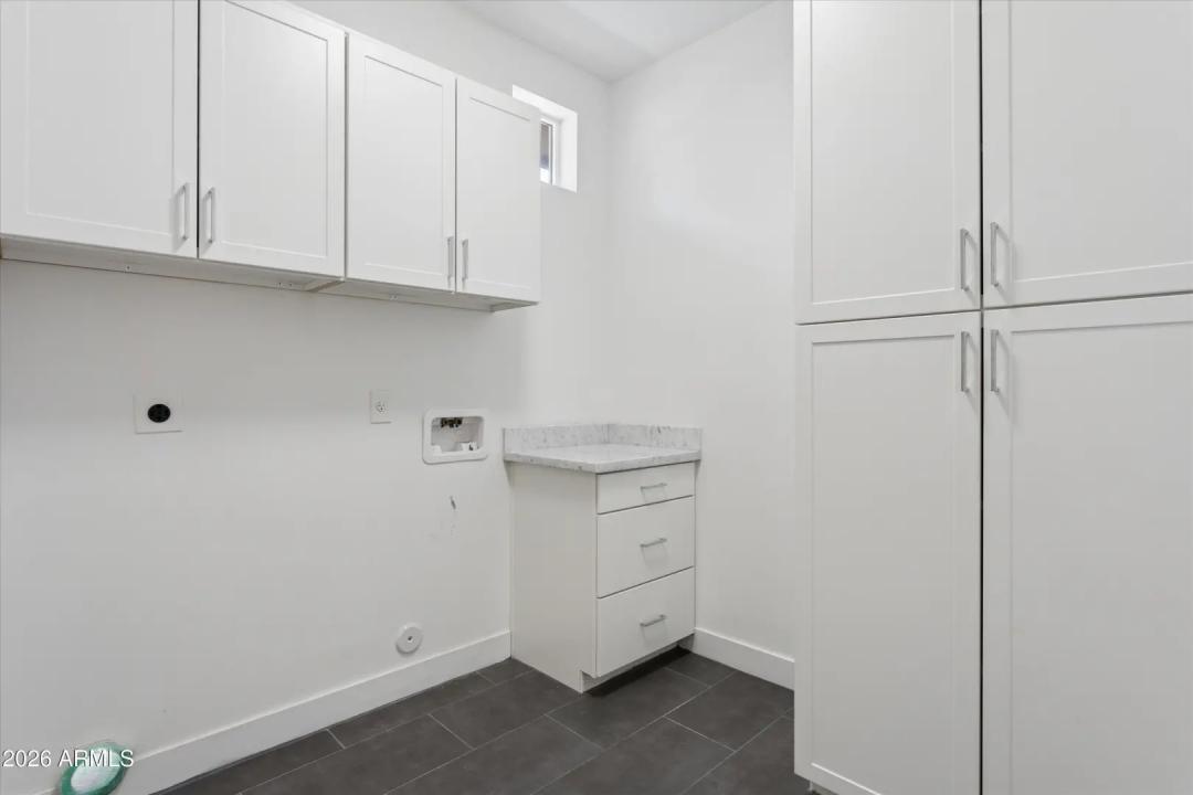 Real Estate Picture 28