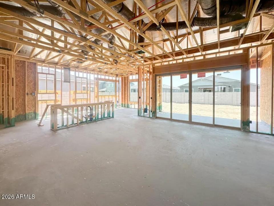 Real Estate Picture 3