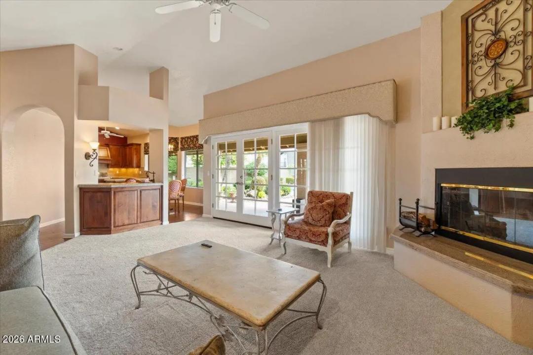 Real Estate Picture 10