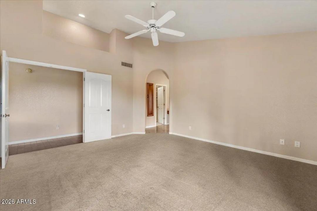 Real Estate Picture 19