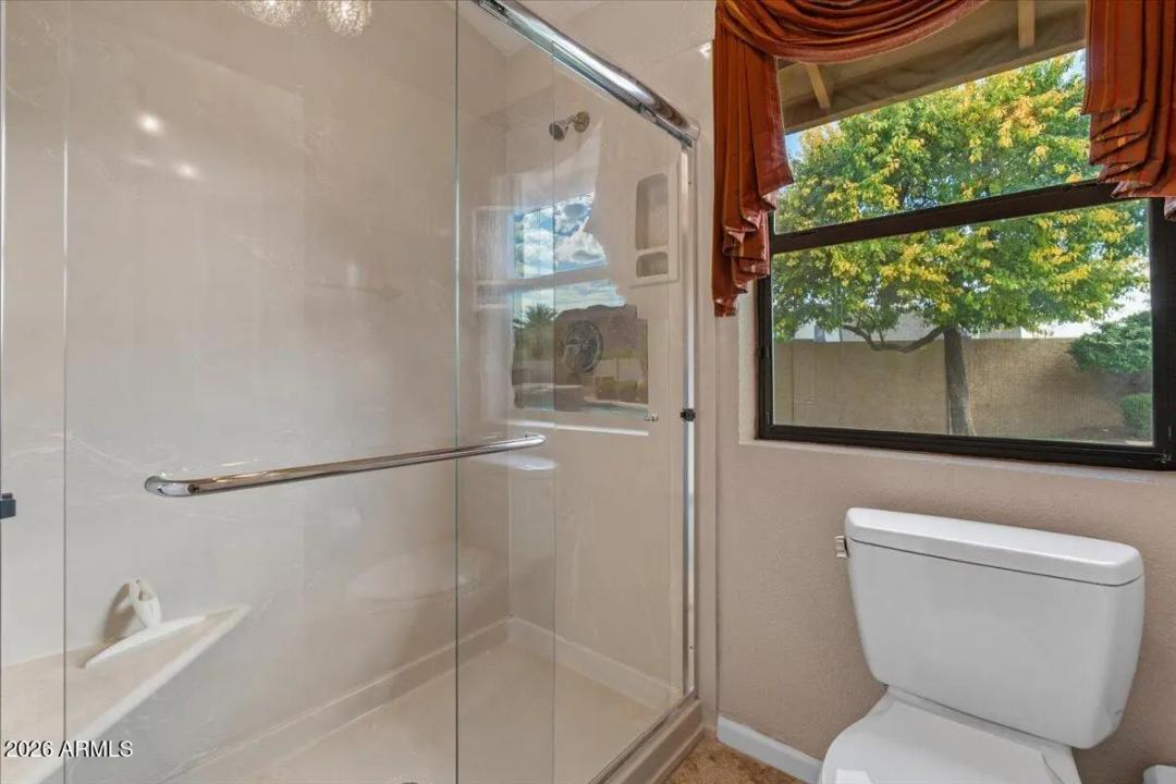 Real Estate Picture 23