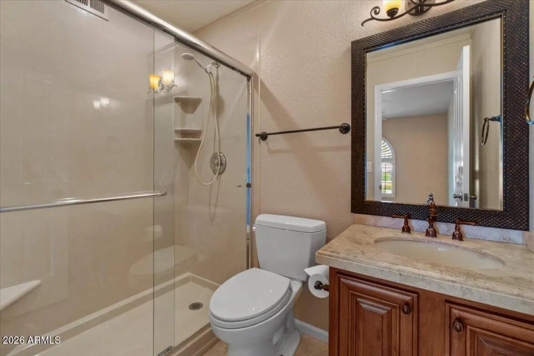 Real Estate Picture 25