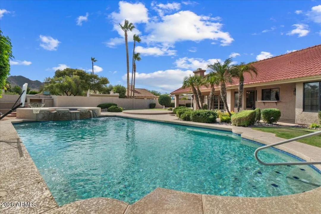 Real Estate Picture 34