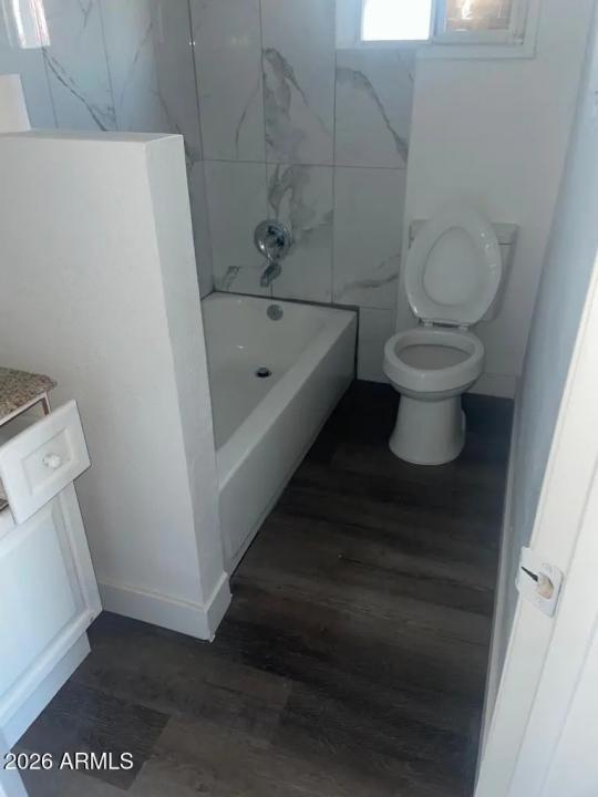 Real Estate Picture 4