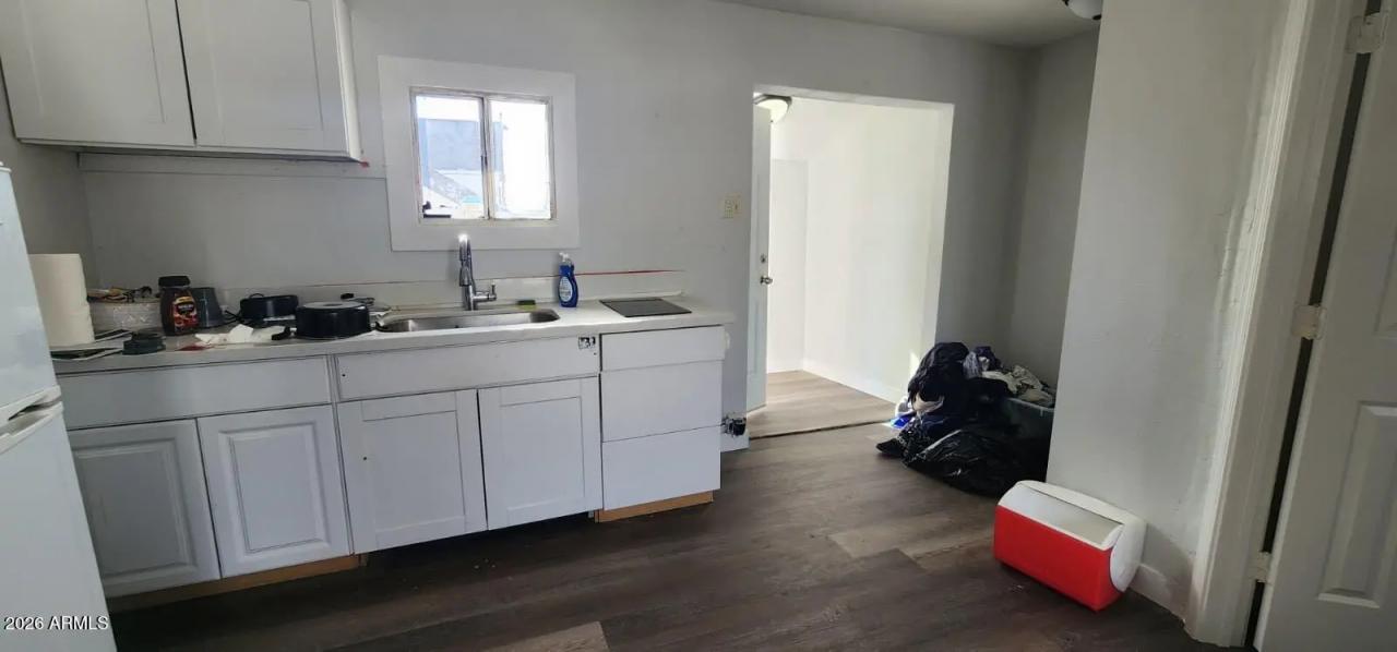 Real Estate Picture 19