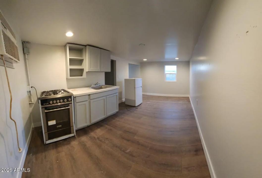 Real Estate Picture 21