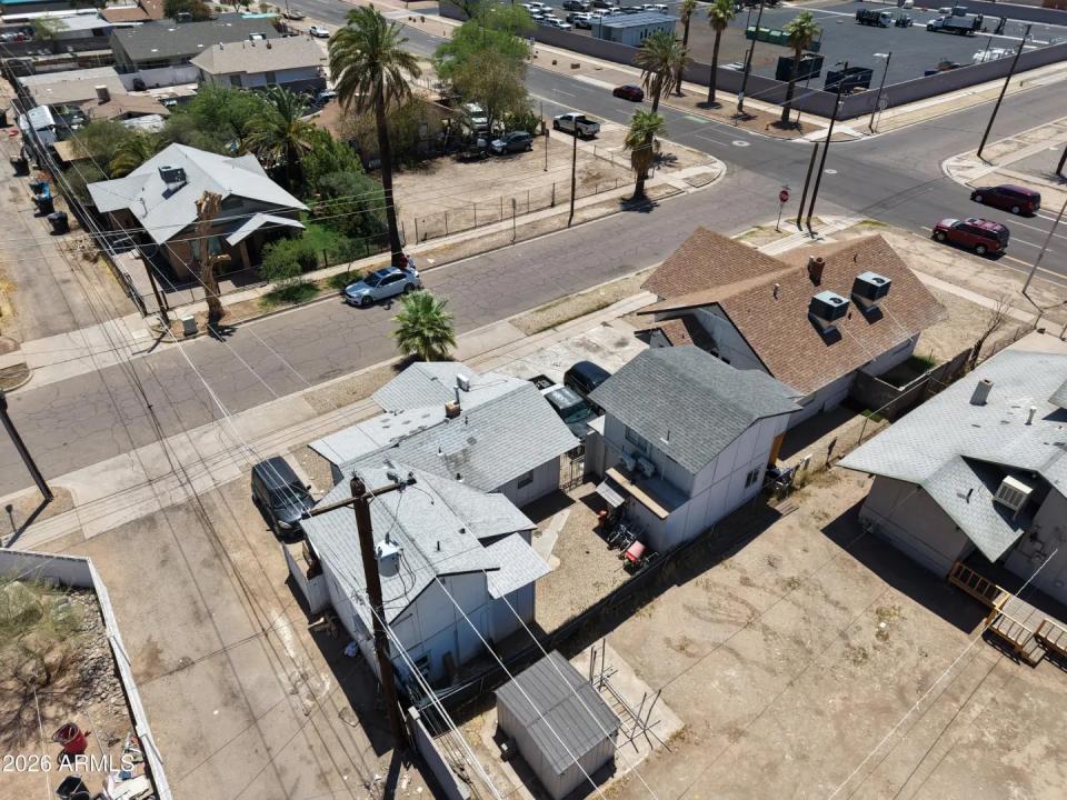 Real Estate Picture 28