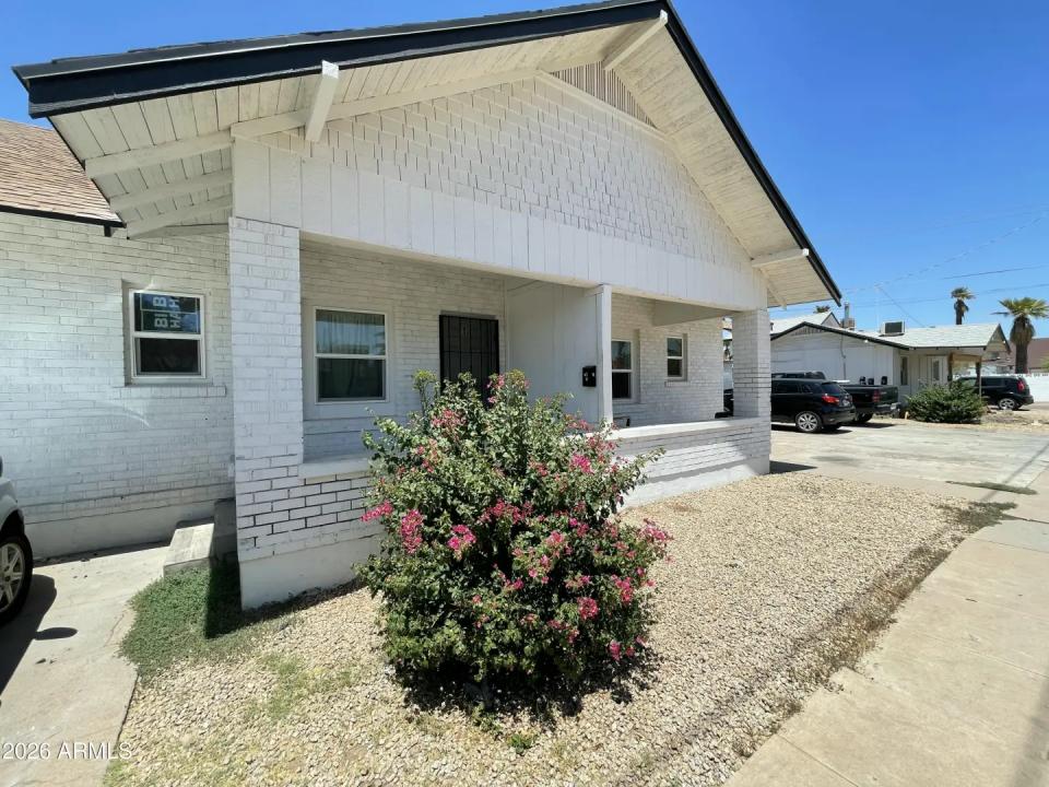 Real Estate Picture 32